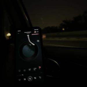 大巴车轮轩小说
