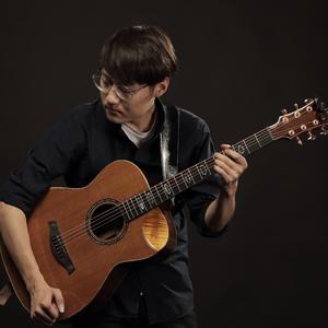 美女露胸无遮挡
