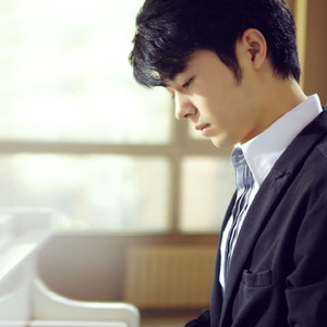 她扒下内裤让我添60分钟
