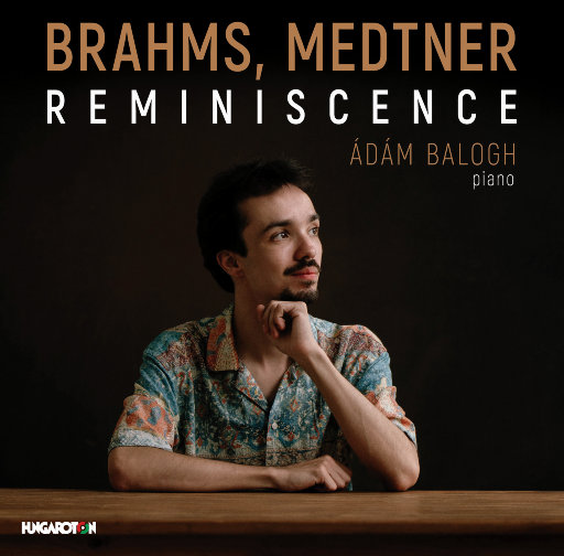 美女露胸无遮挡
